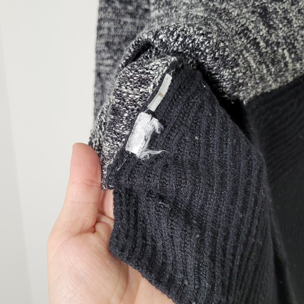 Loft Petites Black Marl White Long Sleeve Knit Mixed Media Sweater Size XXS - Picture 5 of 9